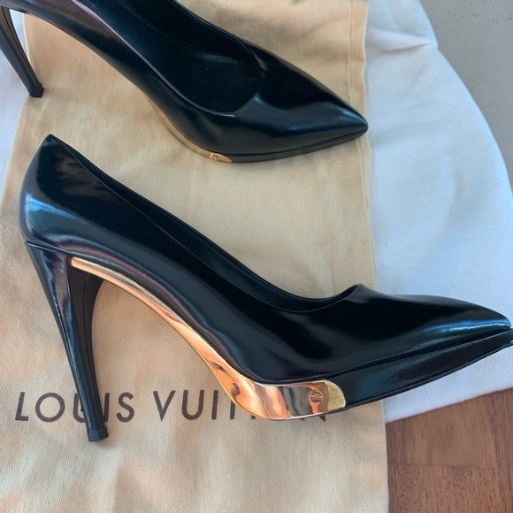 Authentic Louis Vuitton Stilettos size 39 - Picture 3 of 5